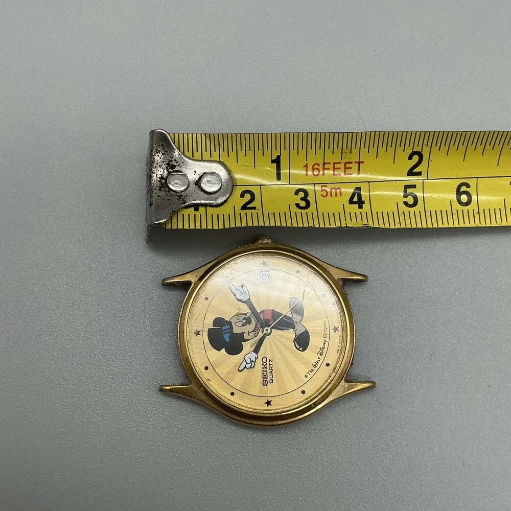 Vintage Seiko Mickey Mouse Mens Watch 33mm Gold Dial 5Y22-8039 Date Non Running